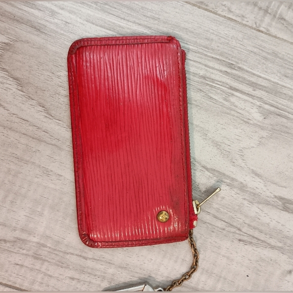 Louis Vuitton Epi Pochette Cles Coin Wallet Coin Case Red Hardware Gold - Picture 4 of 14